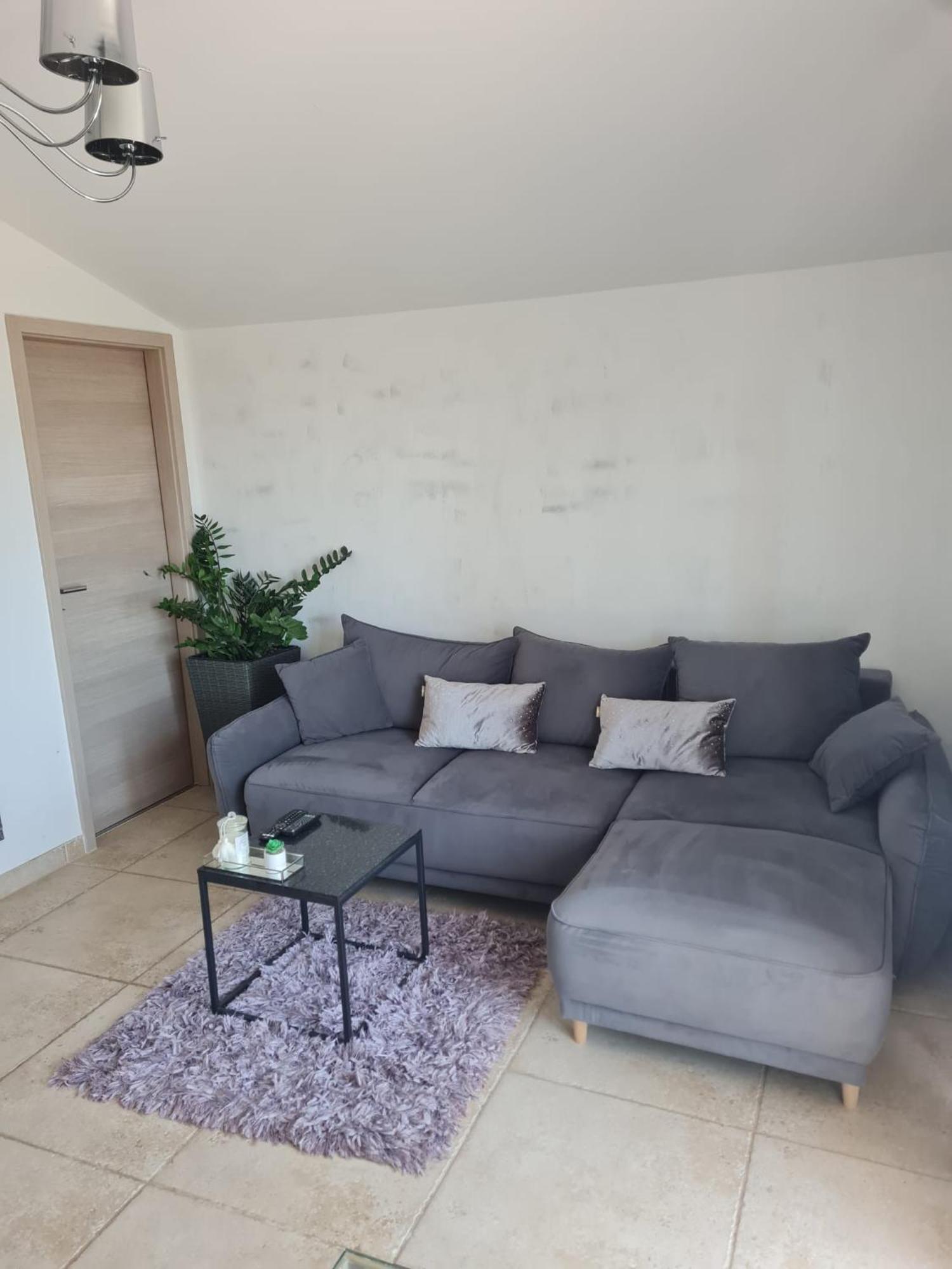 Pezic Apartment *